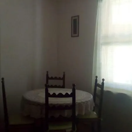 La Tana Degli Scoiattoli Apartment *